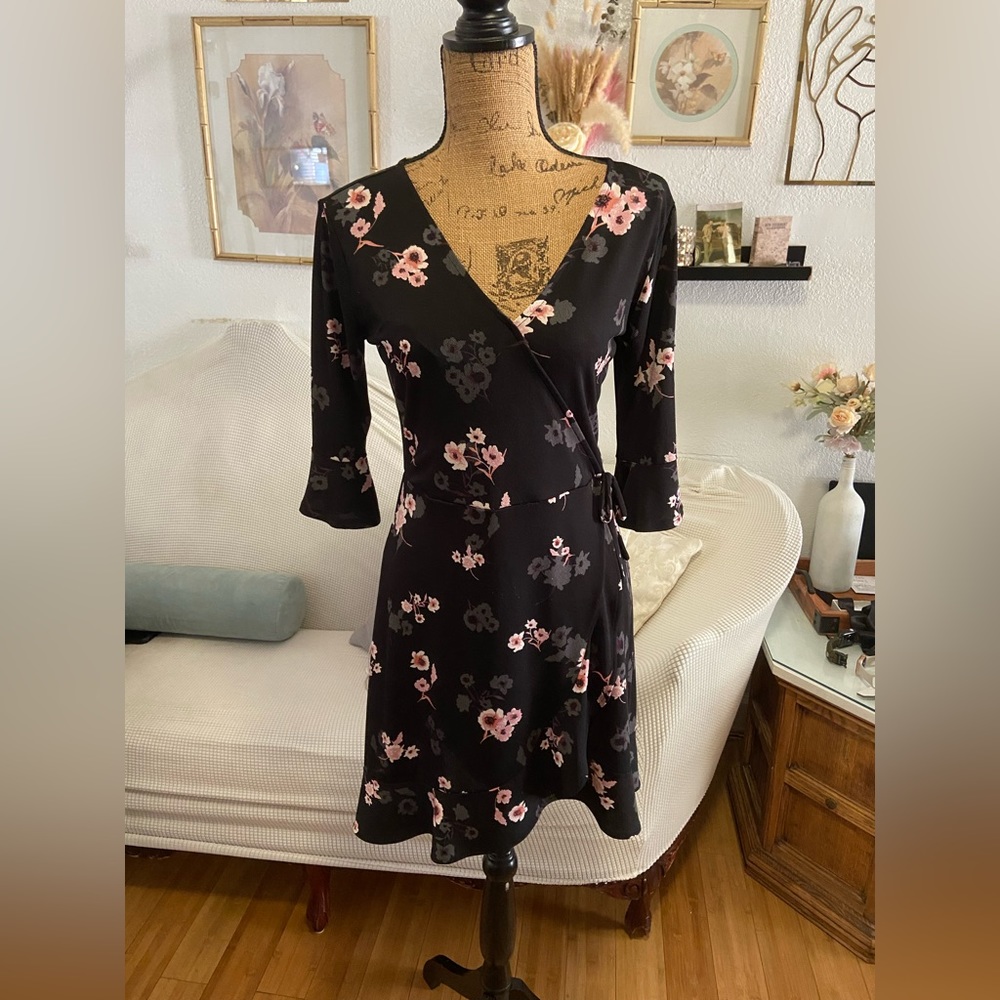 Black floral dress S